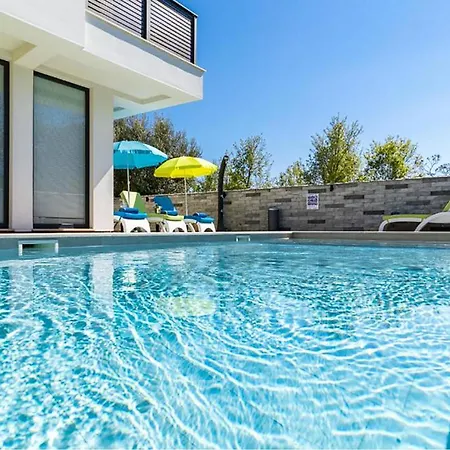 Luxurious In With Wifi Appartamento Medolino